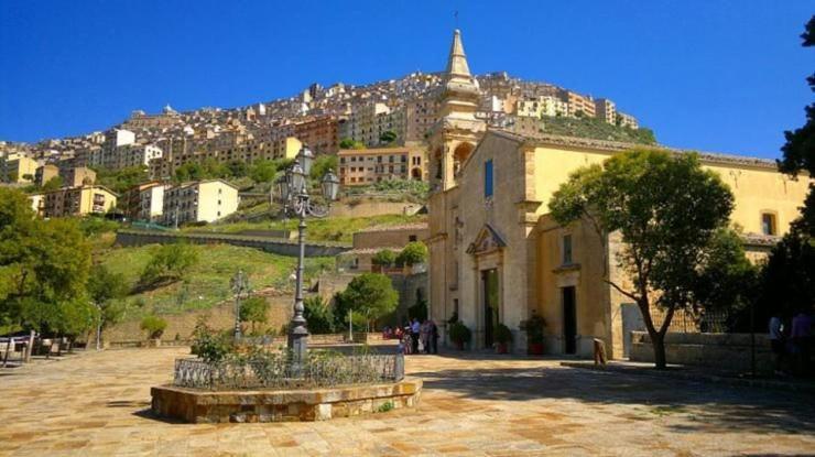 Villa Al Centro à Gangi Extérieur photo